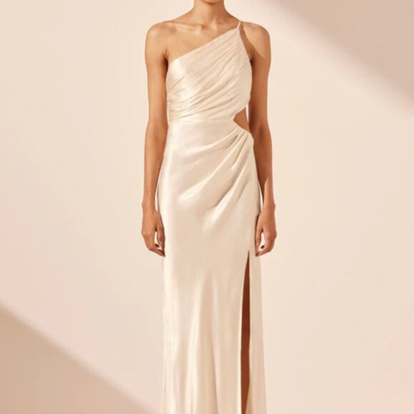 Shona Joy Cream Asymmetrical Ruched Gown - Picture 1 of 8